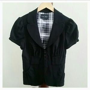 WOMEN'S SHORT SLEEVE BLAZER